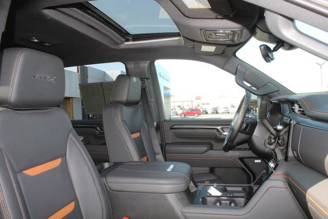 Used 2025 GMC Sierra 2500 AT4 w/ AT4 Premium Plus Package AWD/4WD image 16