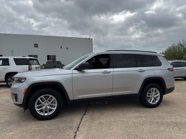 Used 2024 Jeep Grand Cherokee L Laredo image 6