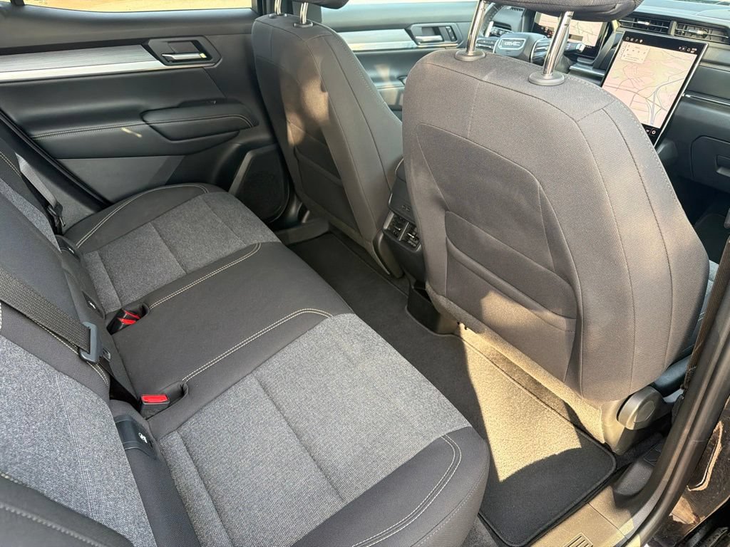 Used 2025 GMC Terrain Elevation AWD/4WD image 30