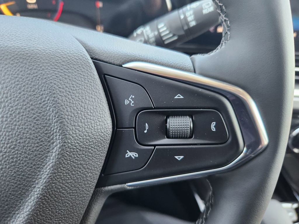 New 2026 Chevrolet Trax ACTIV w/ Sunroof Package image 16