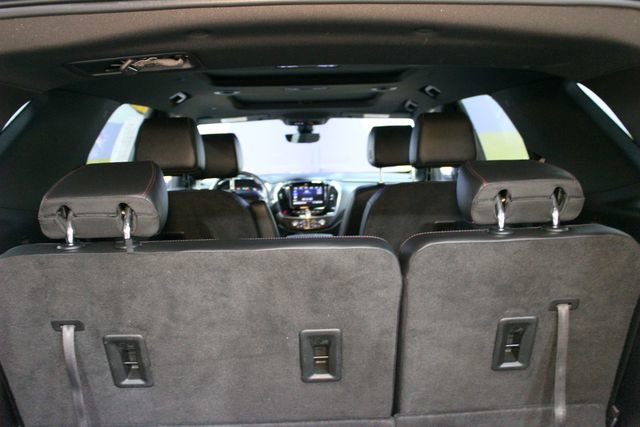 Used 2022 Chevrolet Traverse RS AWD/4WD image 17