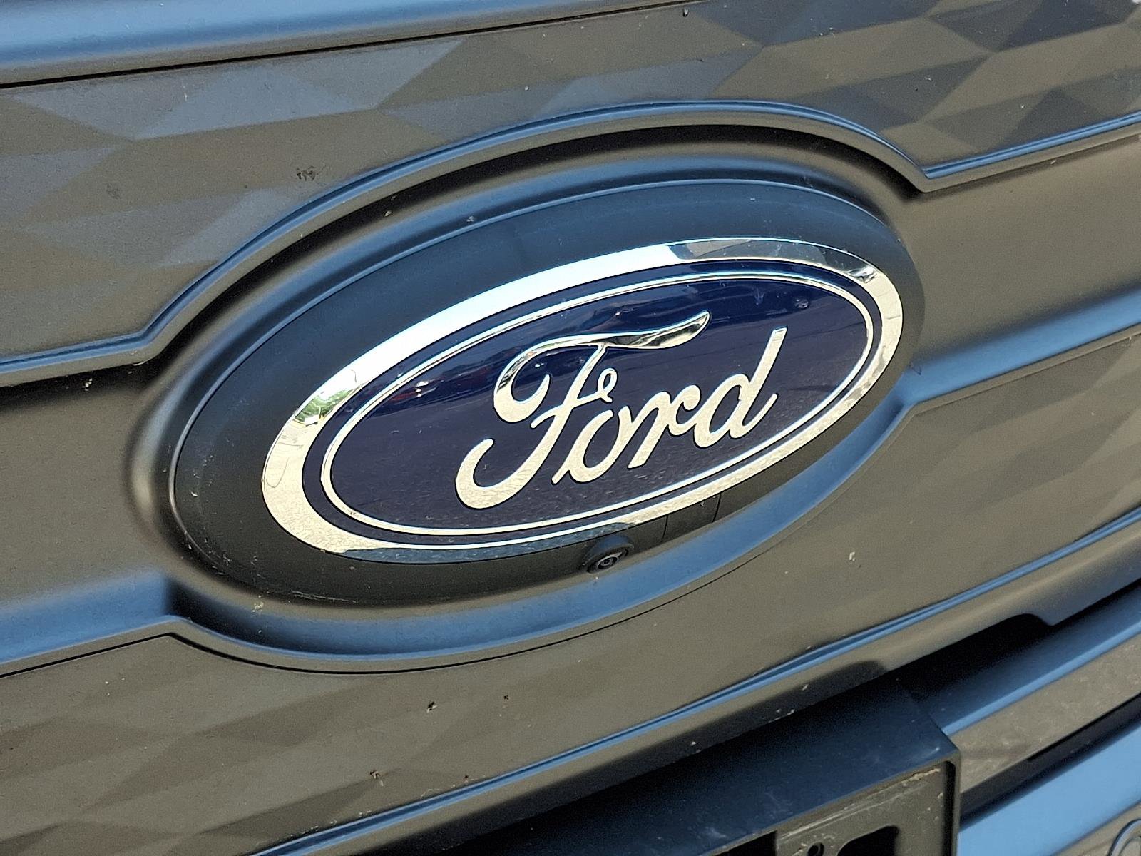 Used 2022 Ford F150 Lightning Lariat w/ Equipment Group 511A High AWD/4WD image 11