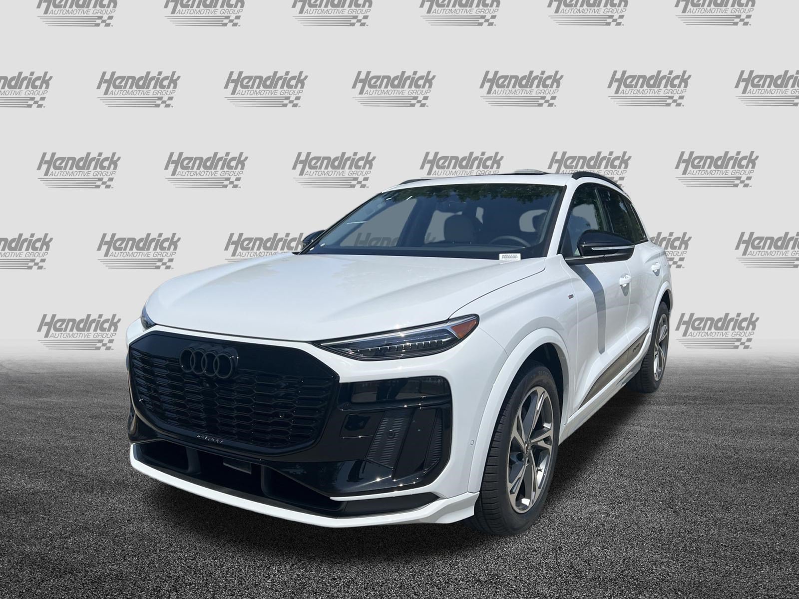 New 2027 Audi Q6 e-tron Prestige AWD/4WD image 5