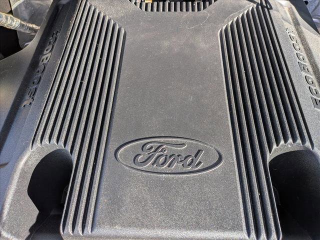 Used 2018 Ford F150 Platinum w/ Equipment Group 701A Luxury image 21