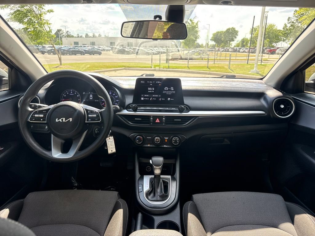 Used 2022 Kia Forte LXS image 16