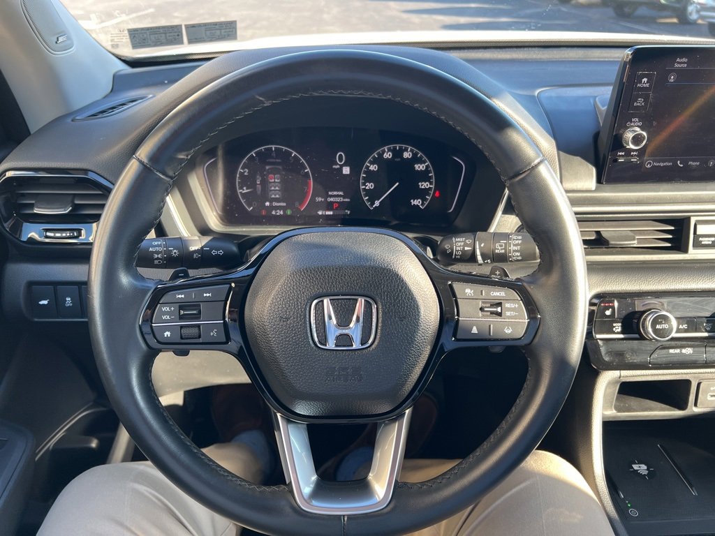 Used 2023 Honda Pilot Touring image 18