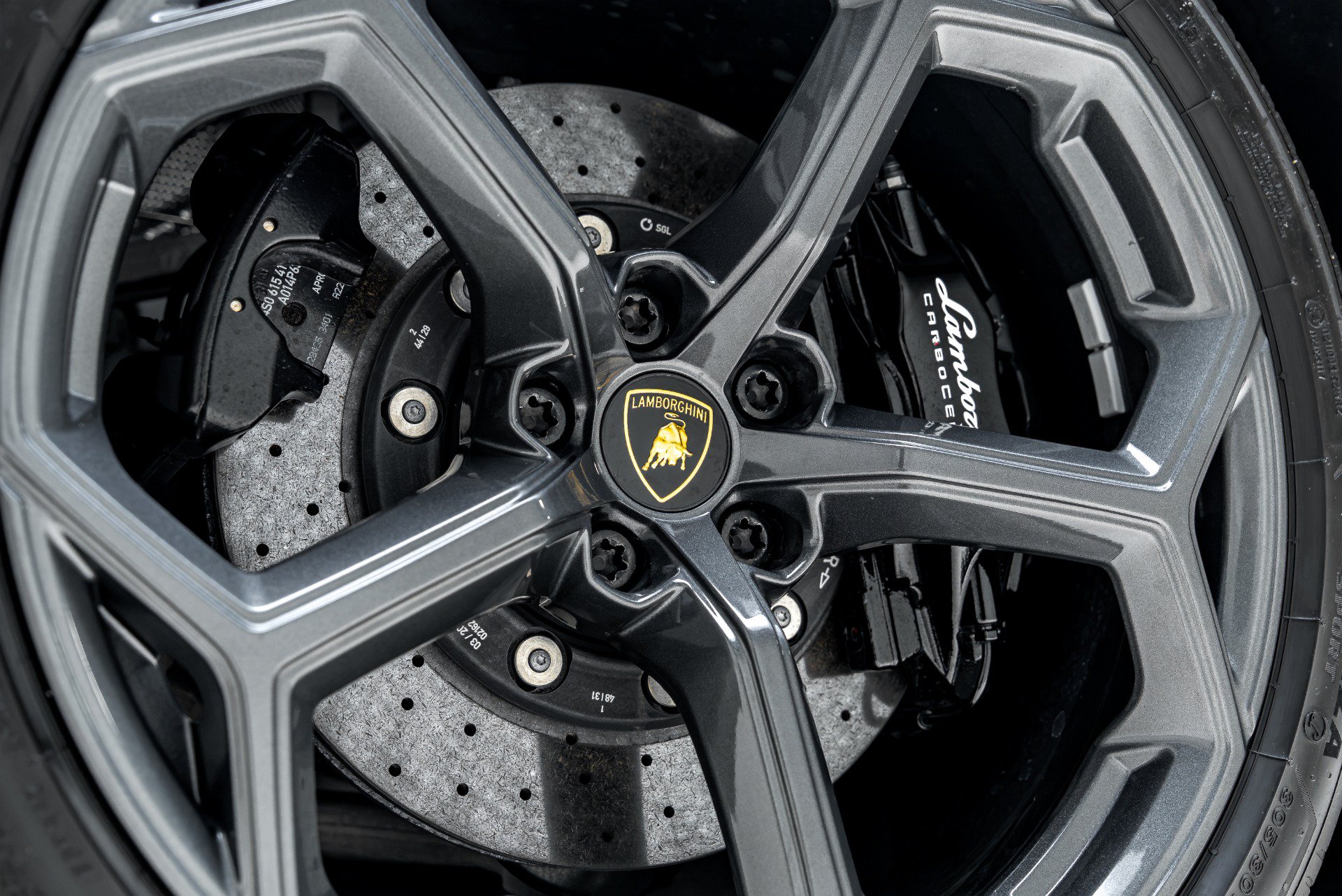 Used 2023 Lamborghini Huracan Tecnica RWD image 34
