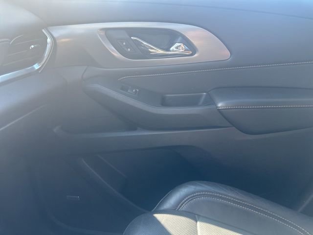 Used 2018 Chevrolet Traverse Premier AWD/4WD image 21