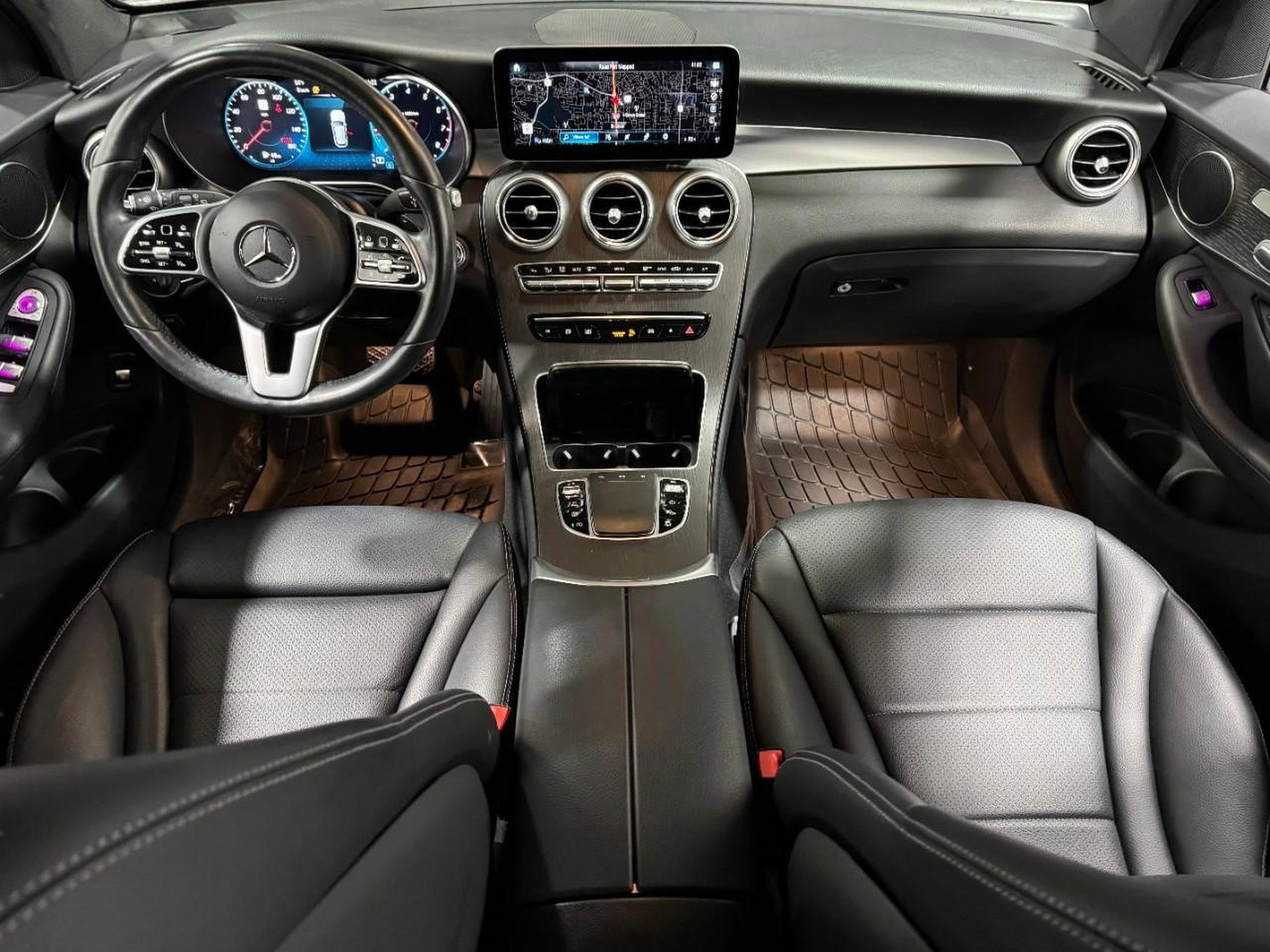Used 2022 Mercedes-Benz GLC 300 4MATIC image 11