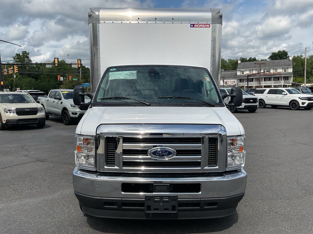 New 2025 Ford E-350 and Econoline 350 Super Duty w/ Driver's Safety Package RWD image 2