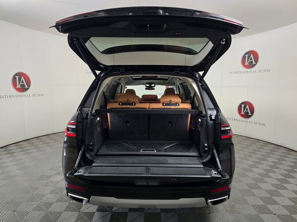 Used 2026 BMW X7 xDrive40i image 10