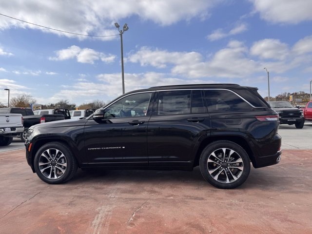 New 2025 Jeep Grand Cherokee Overland w/ Adv Protech Group III image 9