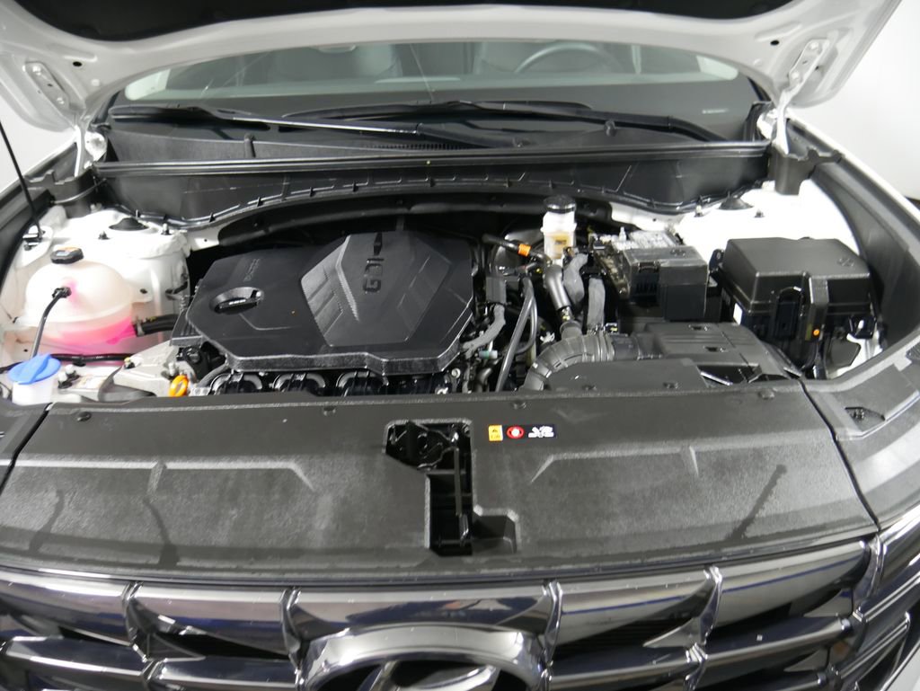 Used 2023 Hyundai Tucson Limited image 3
