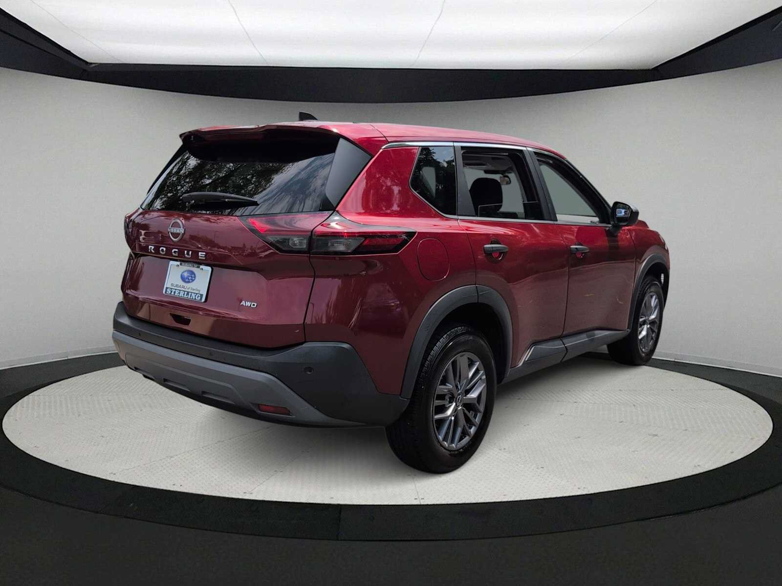 Used 2023 Nissan Rogue S AWD/4WD image 8