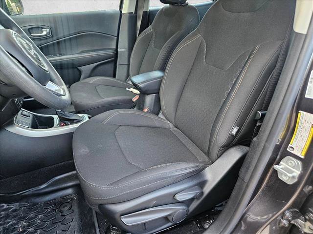 Used 2021 Jeep Compass Sport FWD image 13