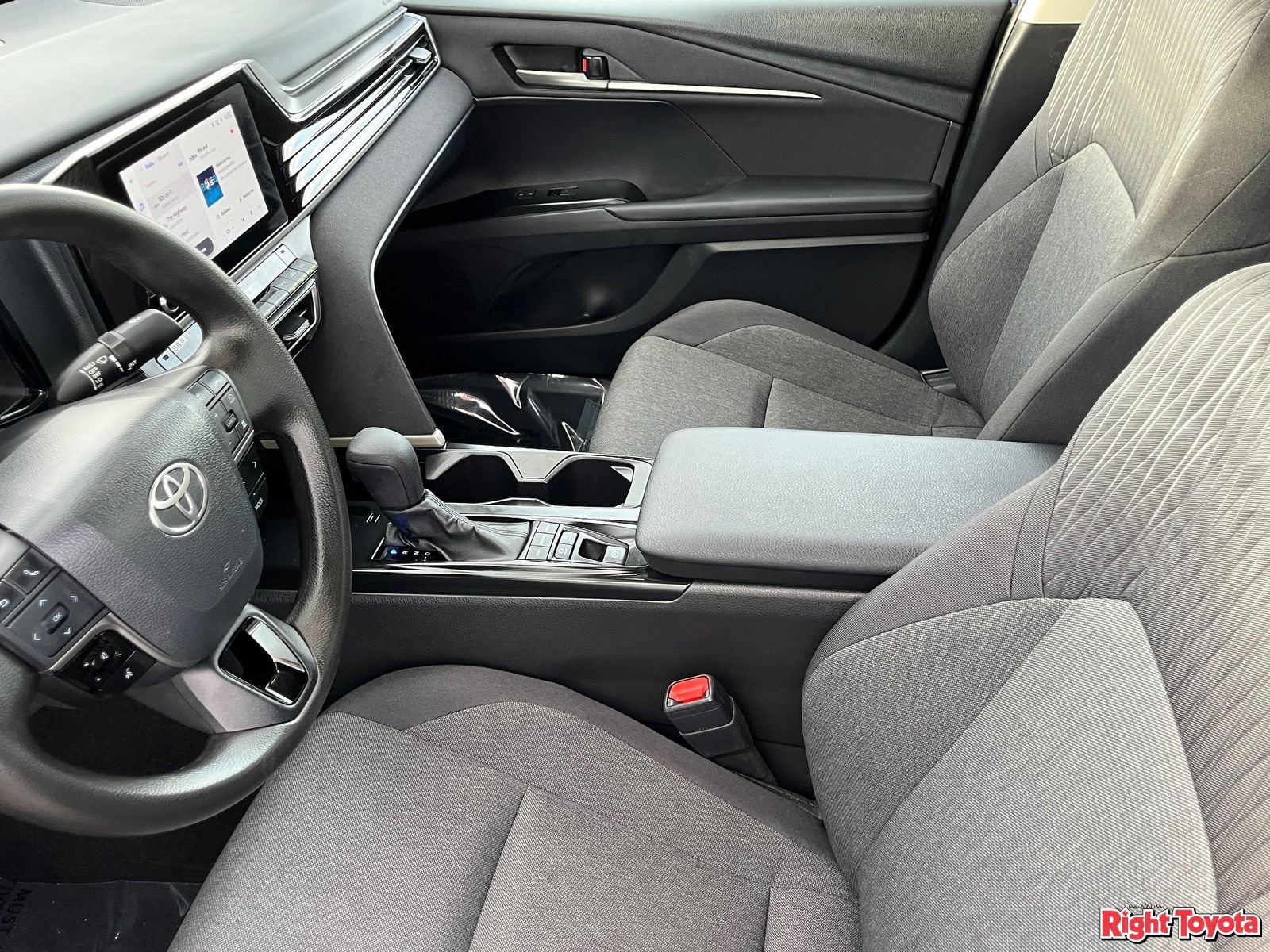Used 2026 Toyota Camry LE FWD image 20