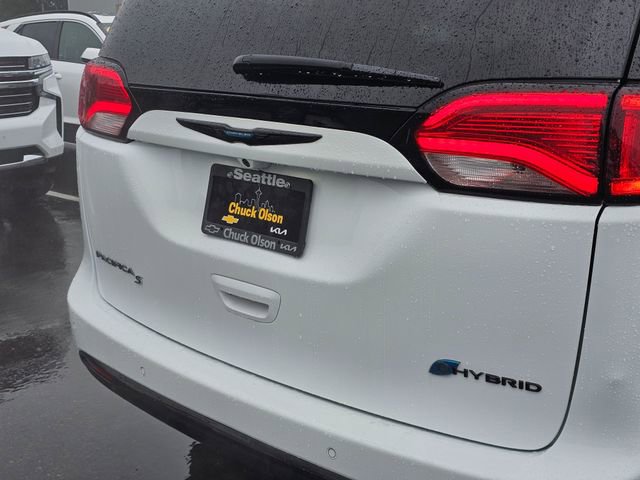 Used 2020 Chrysler Pacifica Limited w/ Advanced Safetytec Group image 17