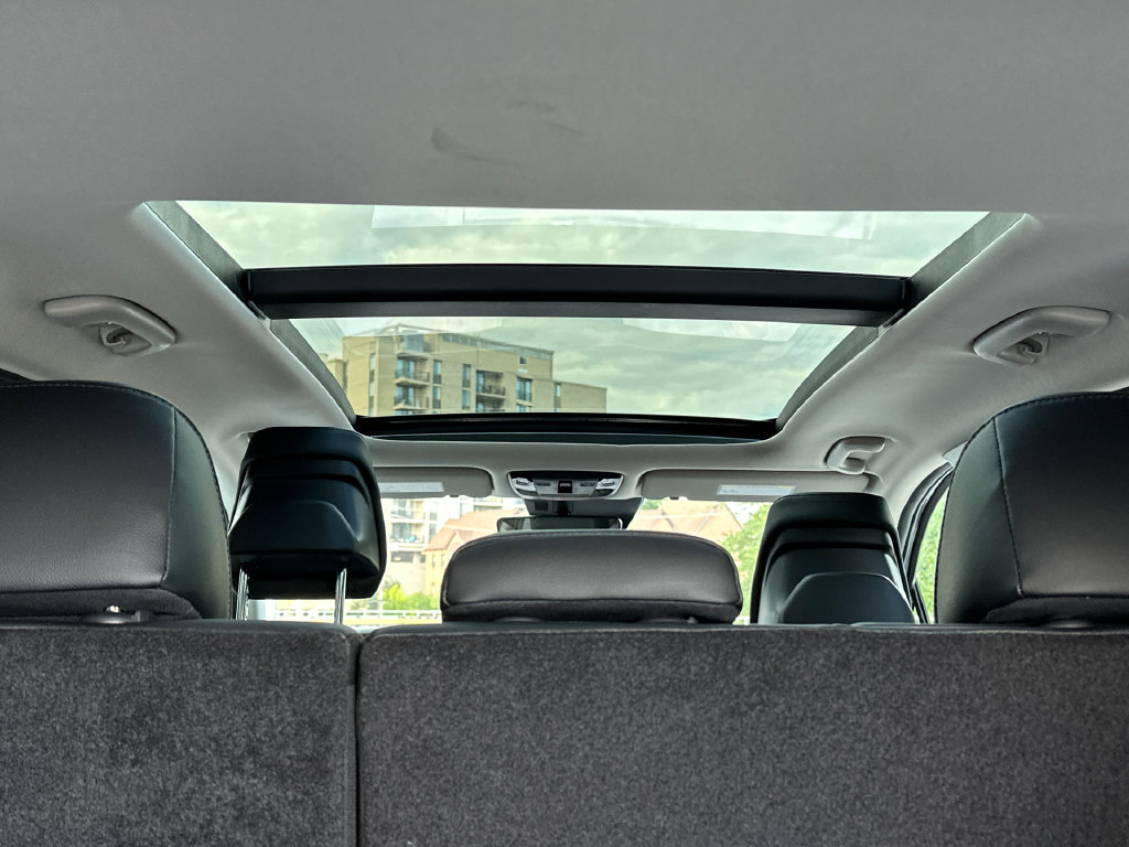 New 2026 Kia Sportage EX w/ EX Panorama Roof Package FWD image 8