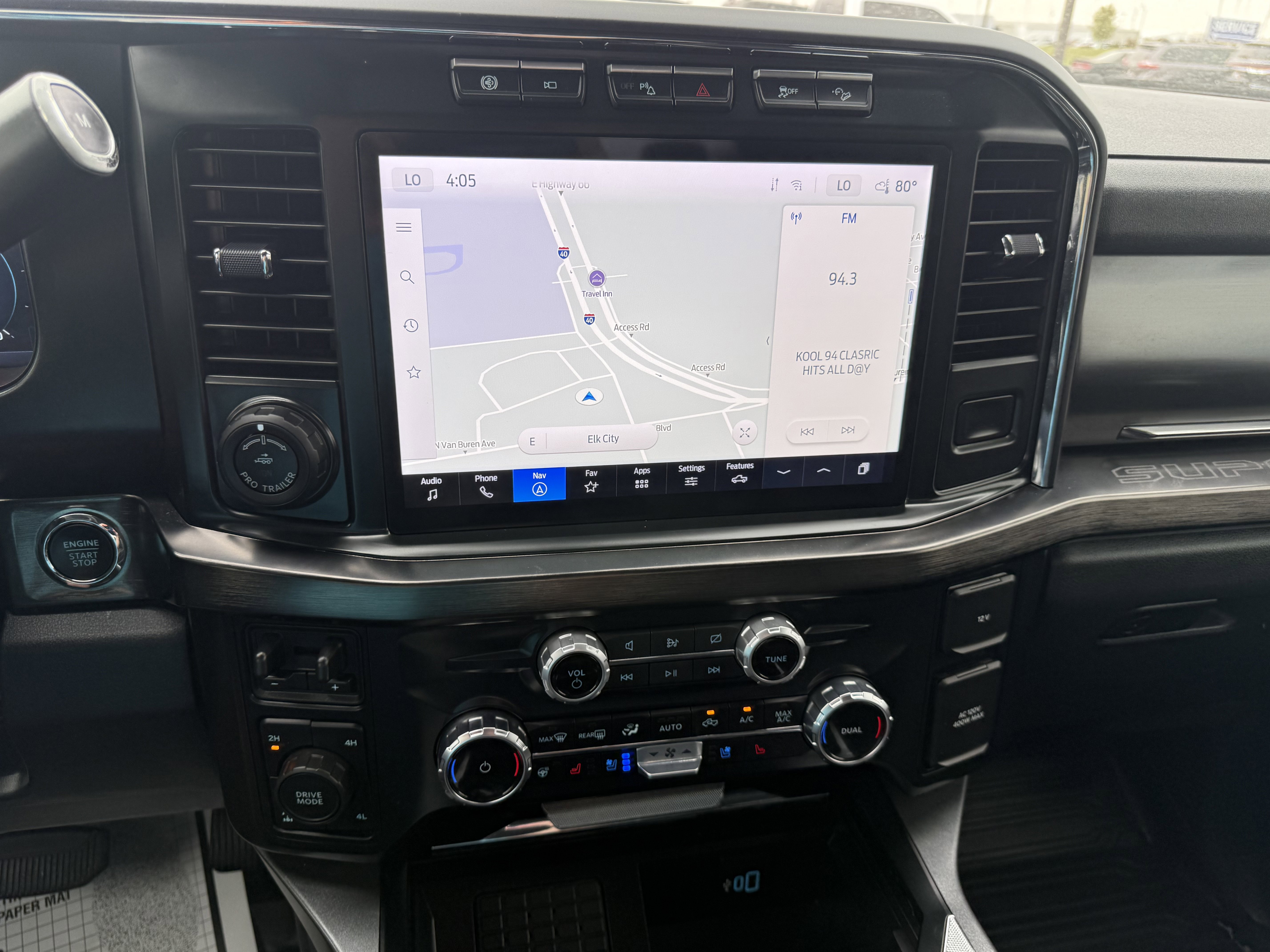 Used 2023 Ford F350 Lariat w/ Tow Technology Package image 7