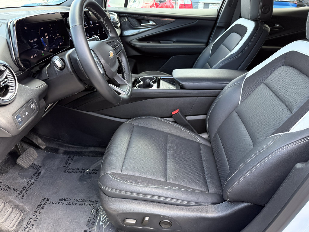 Used 2024 Chevrolet Blazer EV LT AWD/4WD image 24