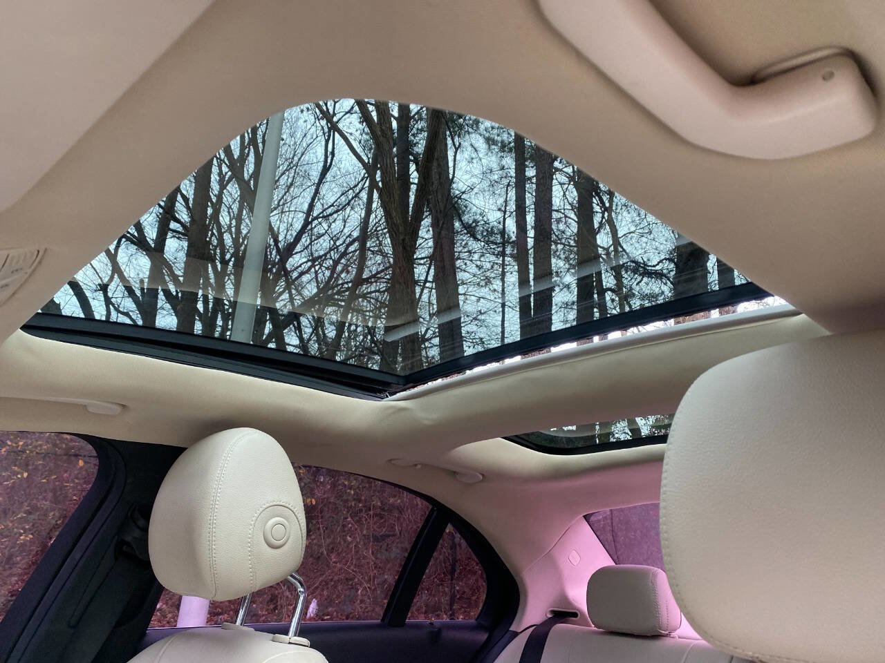 Used 2017 Mercedes-Benz C 300 4MATIC Sedan image 29