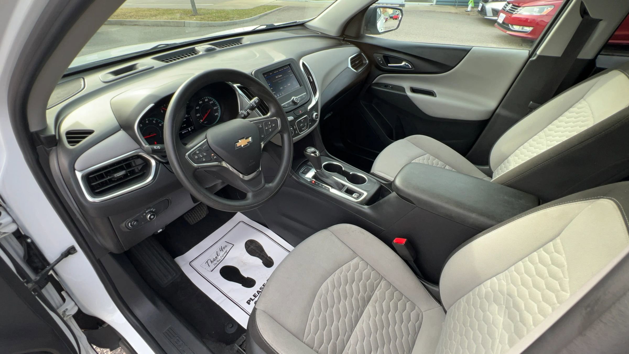 Used 2021 Chevrolet Equinox LS w/ LS Convenience Package image 18