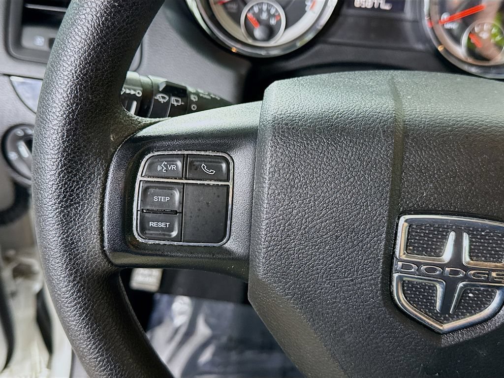 Used 2019 Dodge Grand Caravan SE w/ UConnect Hands-Free Group FWD image 21