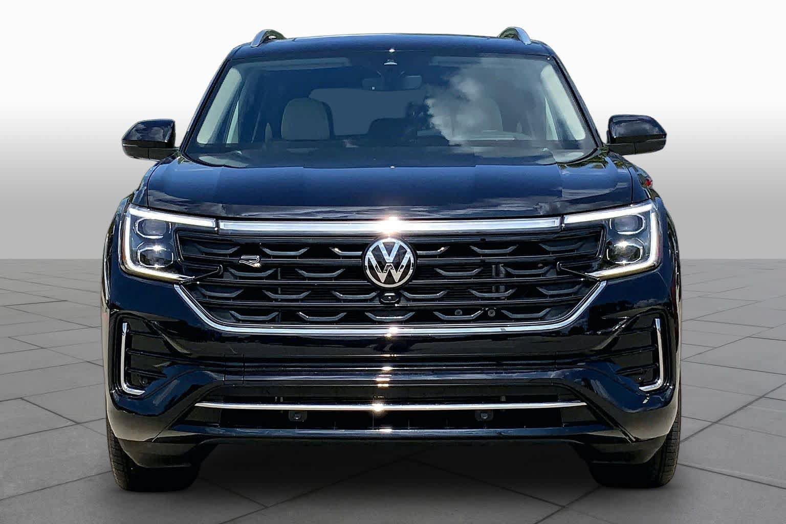 Used 2025 Volkswagen Atlas SEL Premium R-Line AWD/4WD image 4