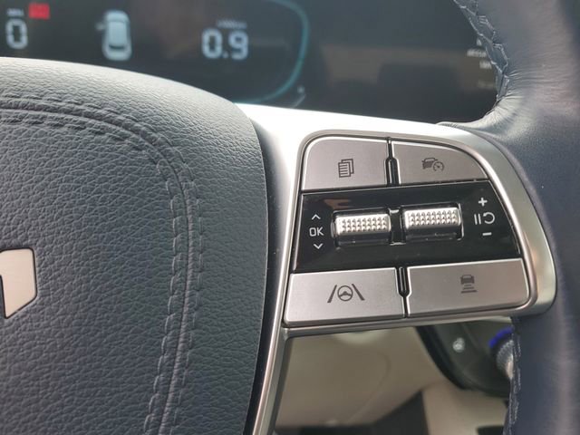 Certified 2024 Kia Telluride EX image 25