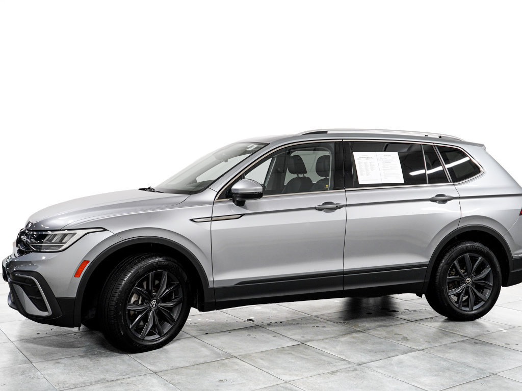 Used 2023 Volkswagen Tiguan SE w/ Panoramic Sunroof Package AWD/4WD image 4
