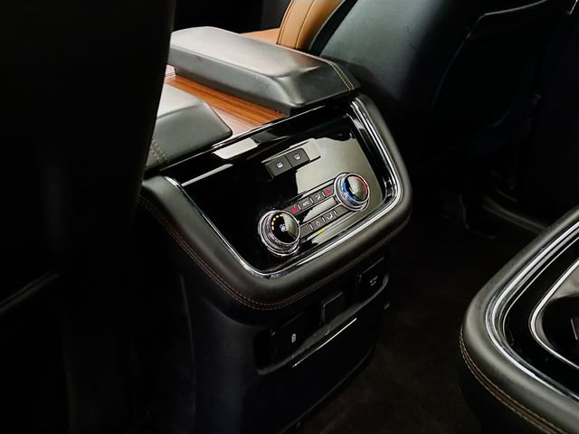 Used 2019 Lincoln Navigator Reserve w/ Cargo Package AWD/4WD image 27