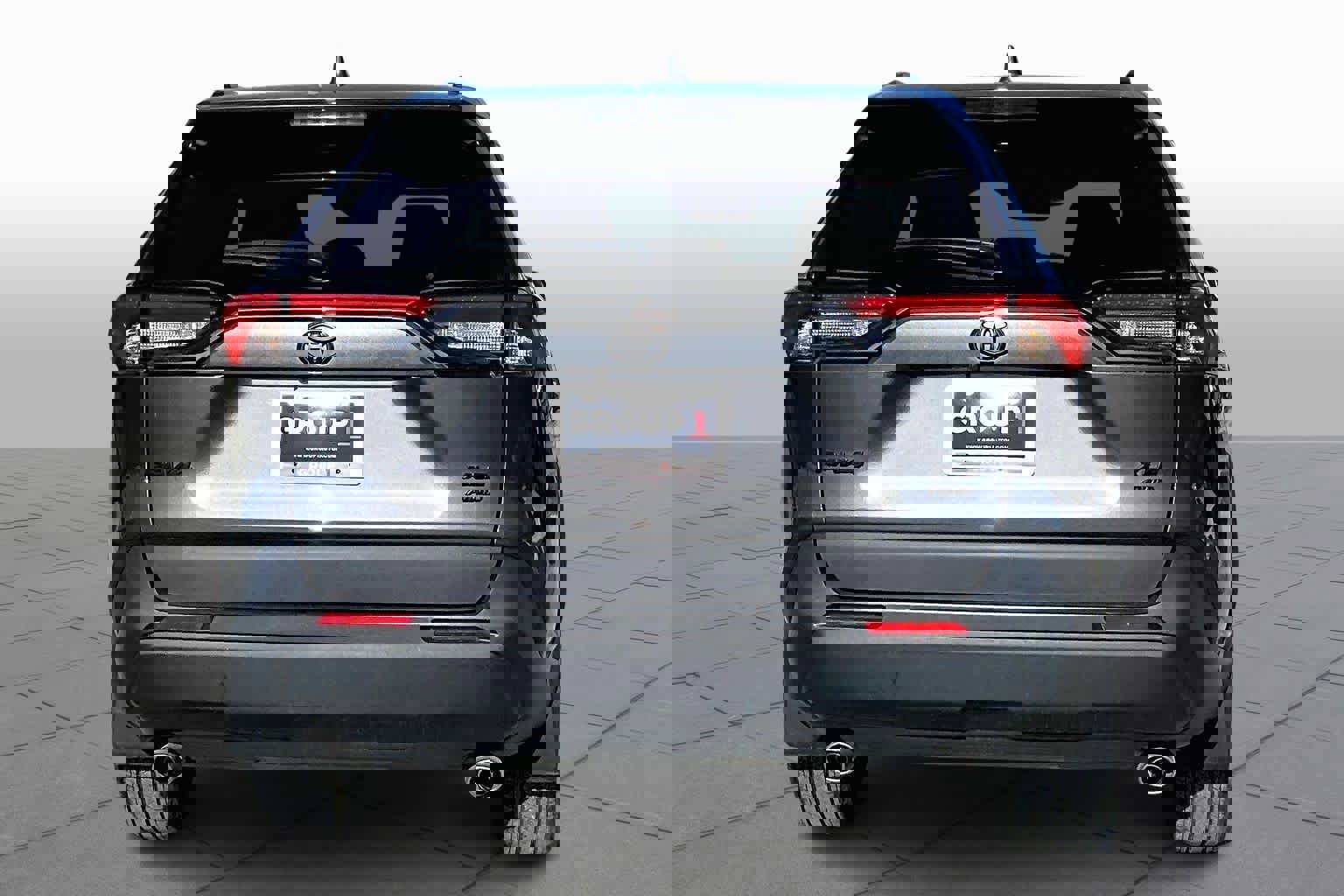 Used 2023 Toyota RAV4 XLE image 5