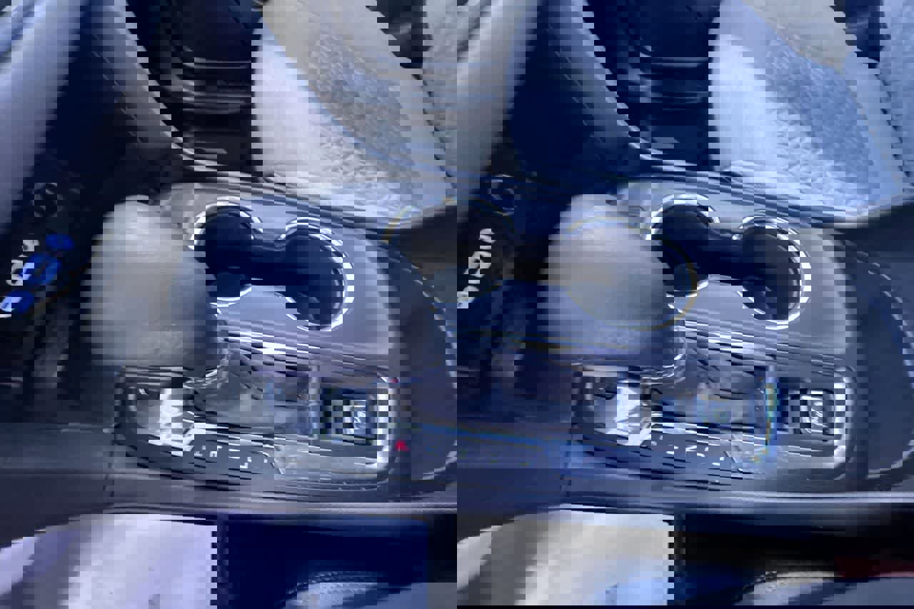 Used 2023 Chevrolet Equinox LT image 28