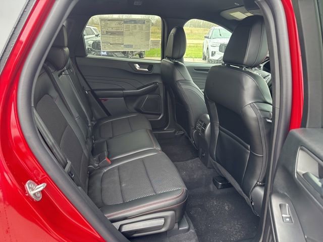 New 2026 Ford Escape ST-Line w/ Tech Pack #1 AWD/4WD image 13