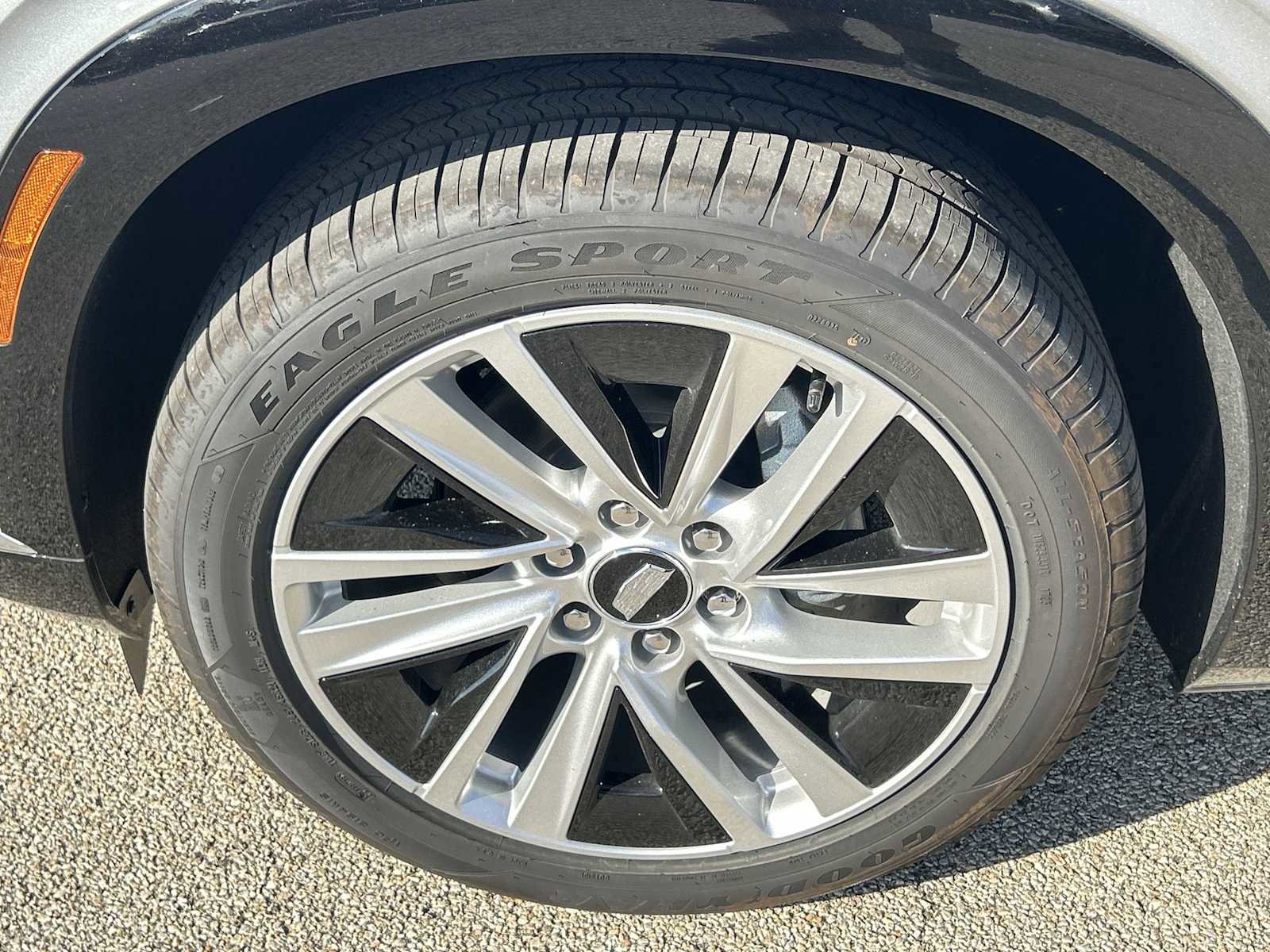 New 2026 Cadillac Vistiq Luxury image 32