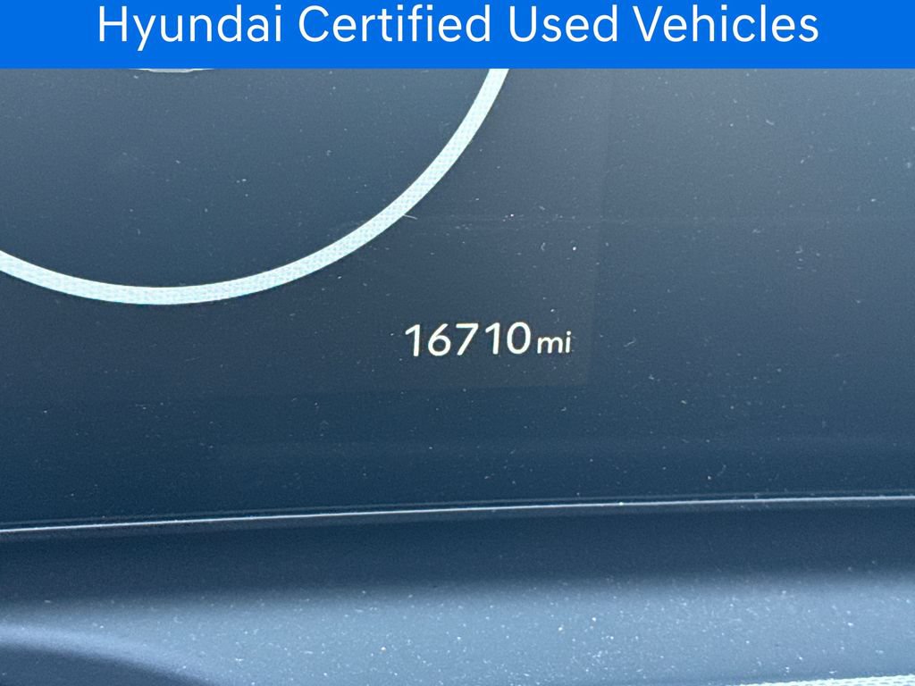Certified 2025 Hyundai Santa Cruz Limited AWD/4WD image 20