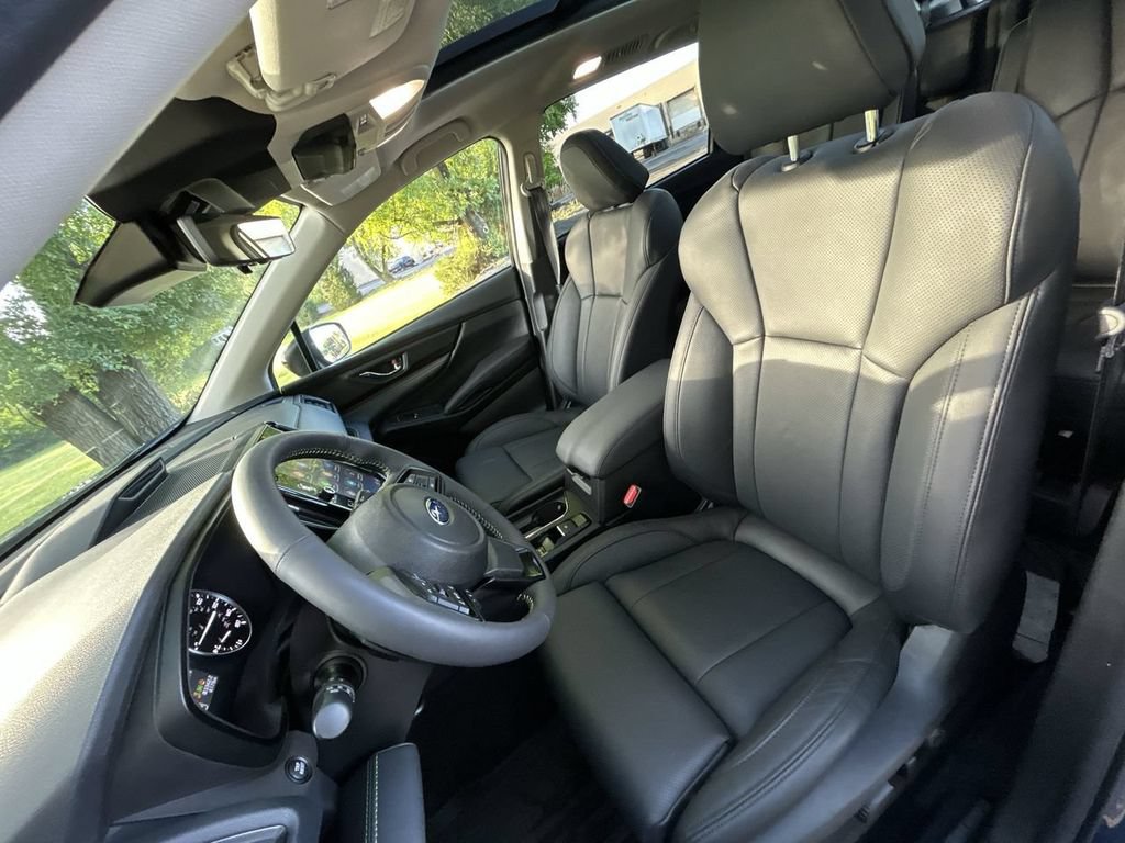 Used 2025 Subaru Ascent Bronze Edition w/ Onyx Package AWD/4WD image 15