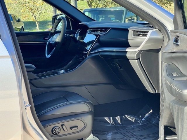 Used 2024 Jeep Grand Cherokee Limited 4xe image 46