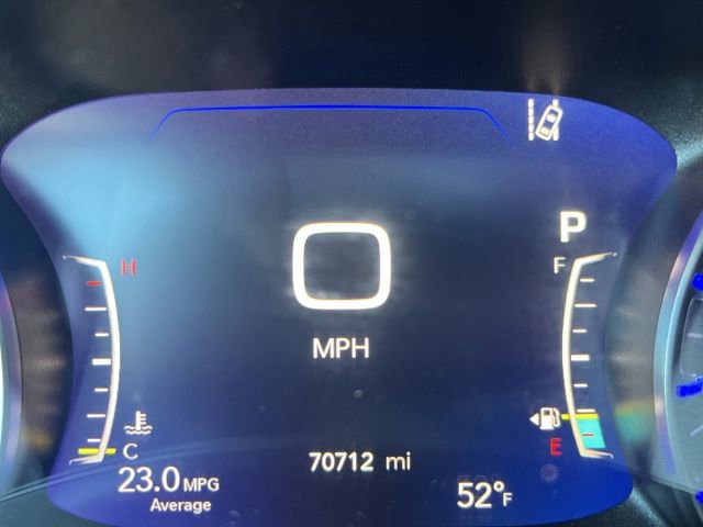 Used 2023 Chrysler Pacifica Touring-L FWD image 18