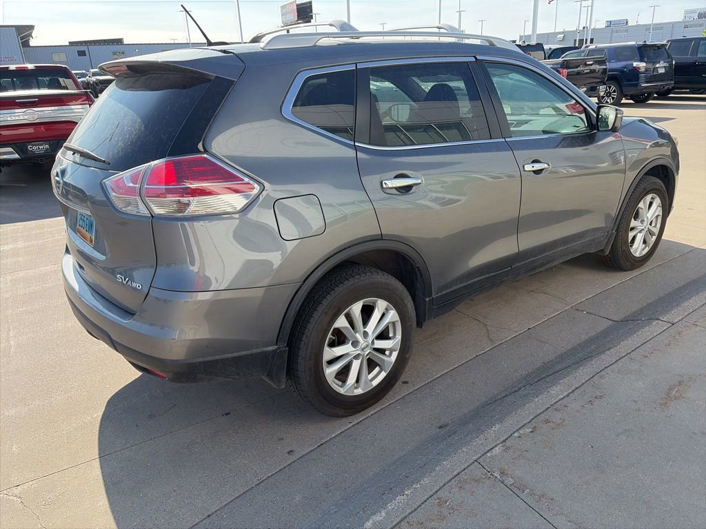 Used 2016 Nissan Rogue SV w/ SV Premium Package AWD/4WD image 8