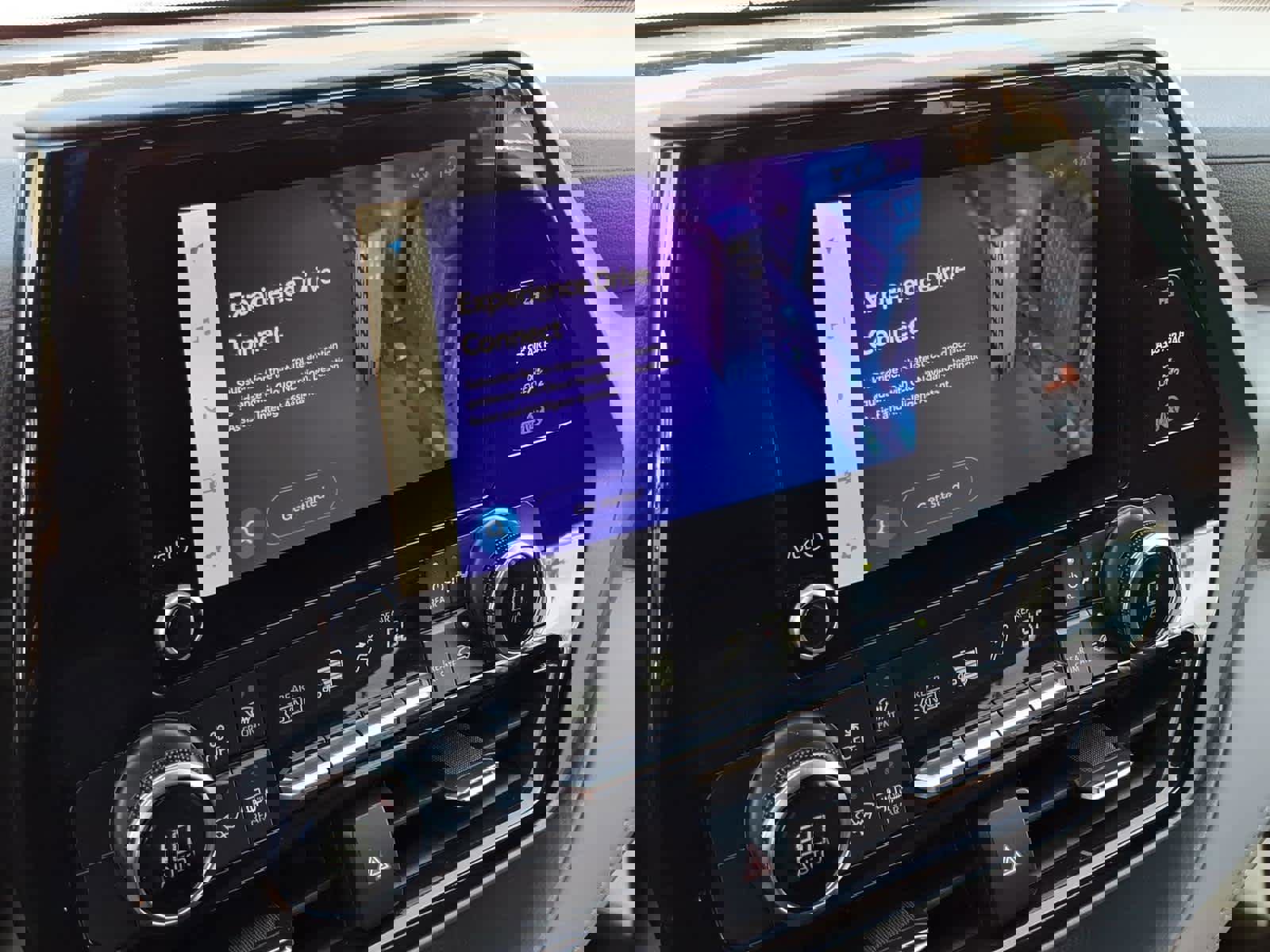 Used 2023 Toyota Highlander L image 35