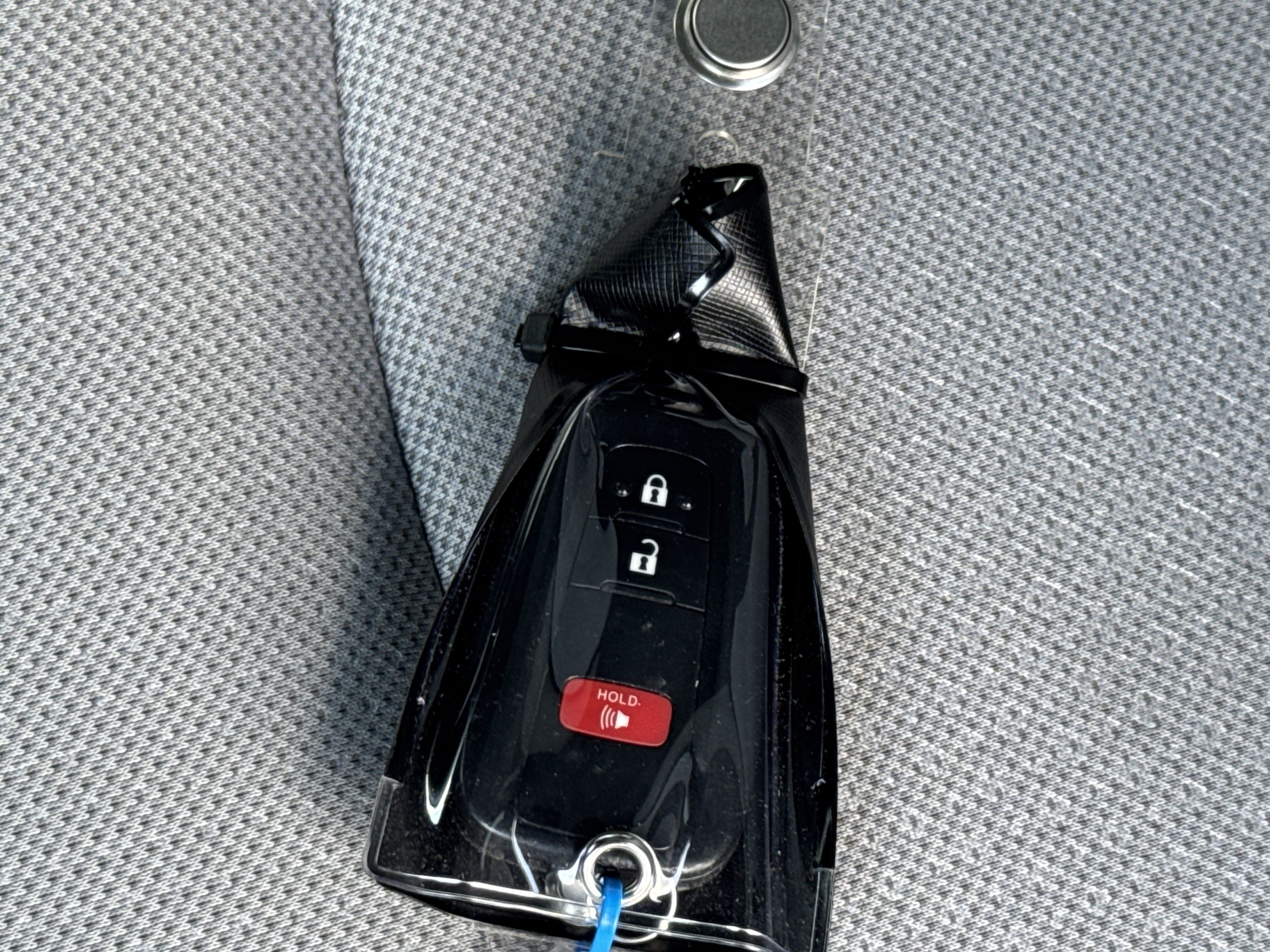 Used 2022 Toyota Prius LE FWD image 34
