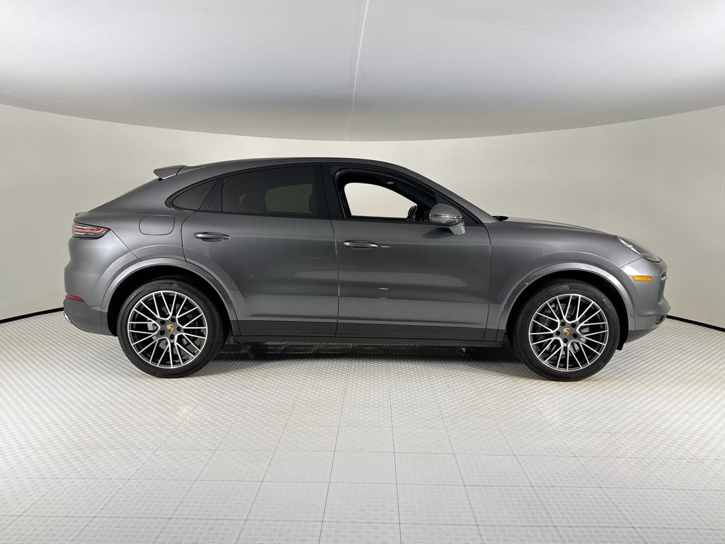 Certified 2023 Porsche Cayenne Coupe AWD/4WD image 8
