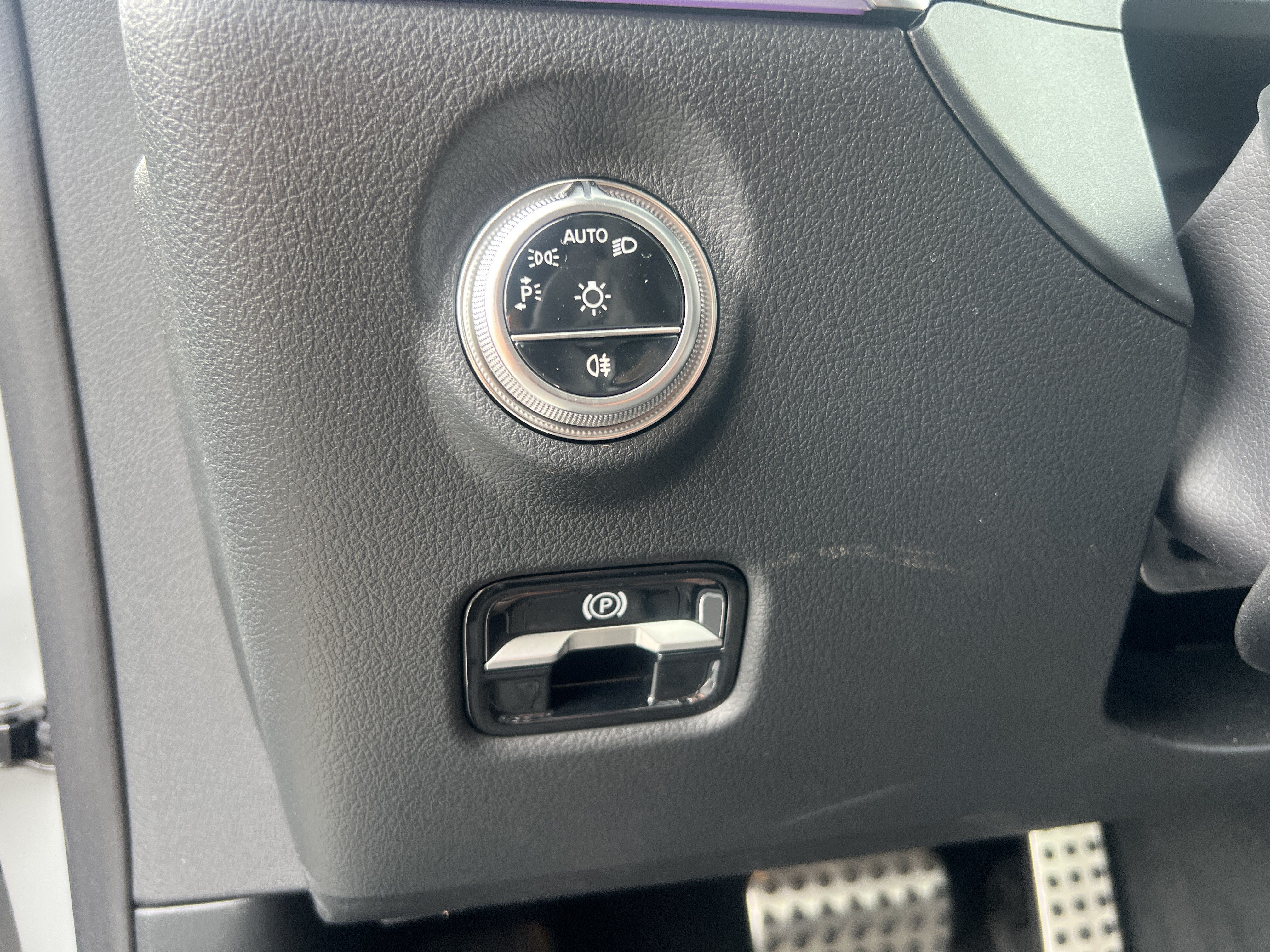 Certified 2026 Mercedes-Benz CLE 300 4MATIC Coupe image 16