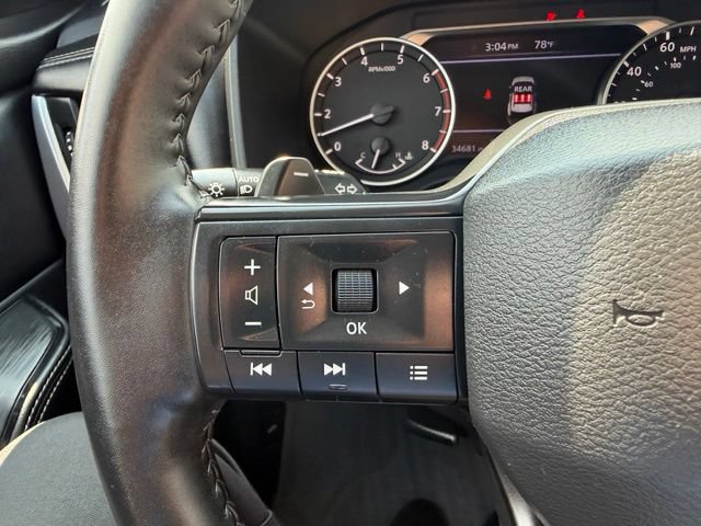 Used 2025 Nissan Rogue SV AWD/4WD image 33