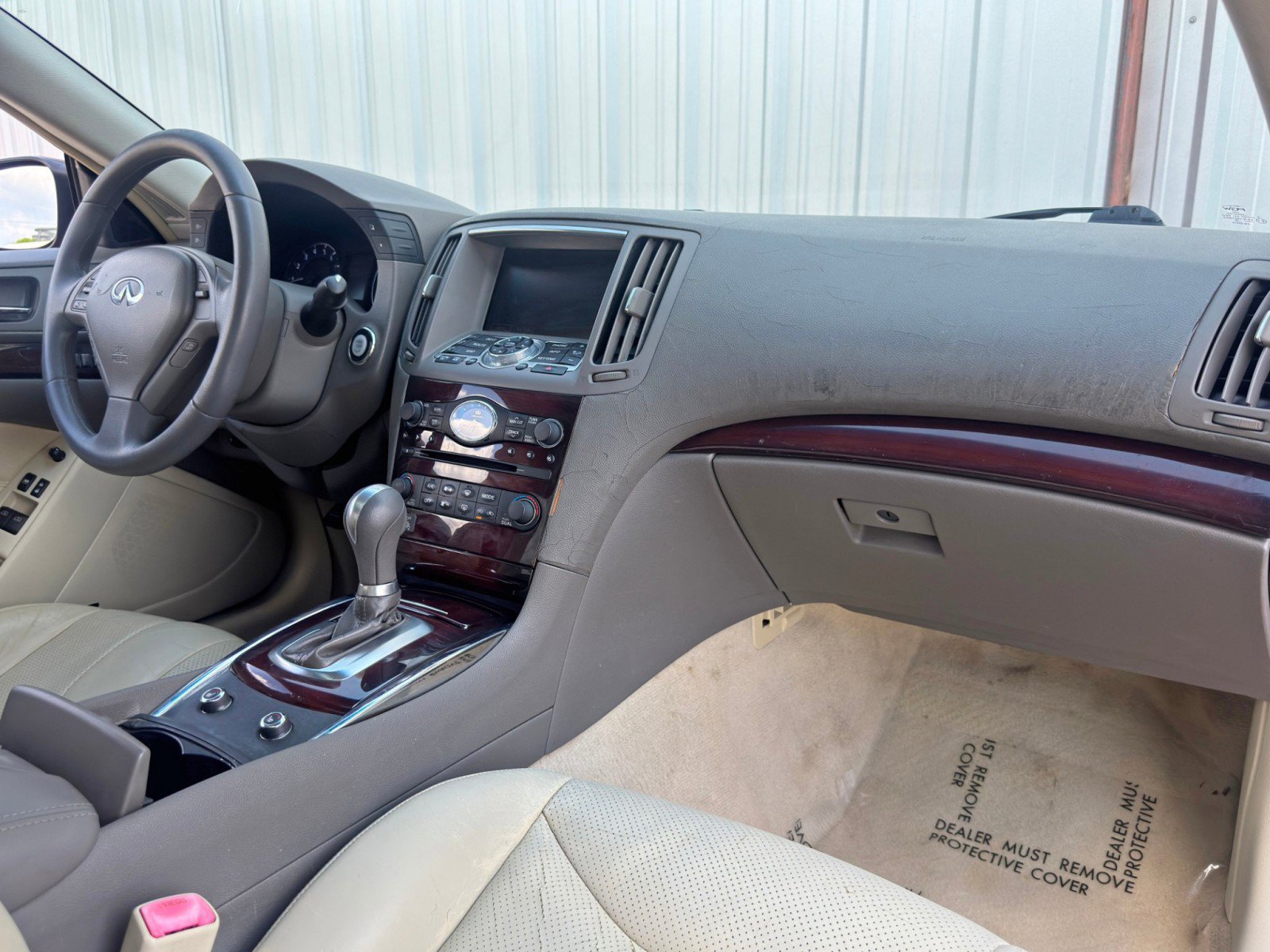 Used 2011 INFINITI G37 Journey w/ Premium Pkg image 13