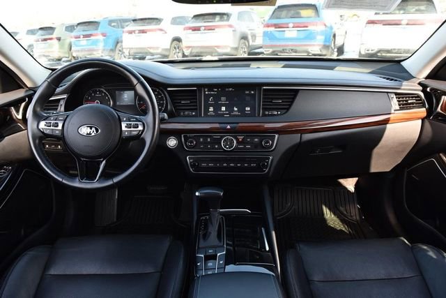 Used 2019 Kia Cadenza Technology image 7