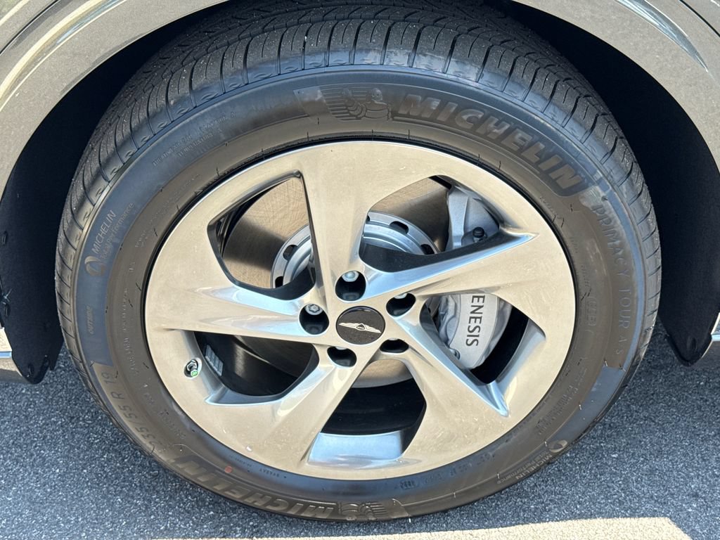 New 2027 Genesis GV70 2.5T AWD/4WD image 13