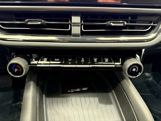 New 2026 Chevrolet Equinox EV RS FWD image 34