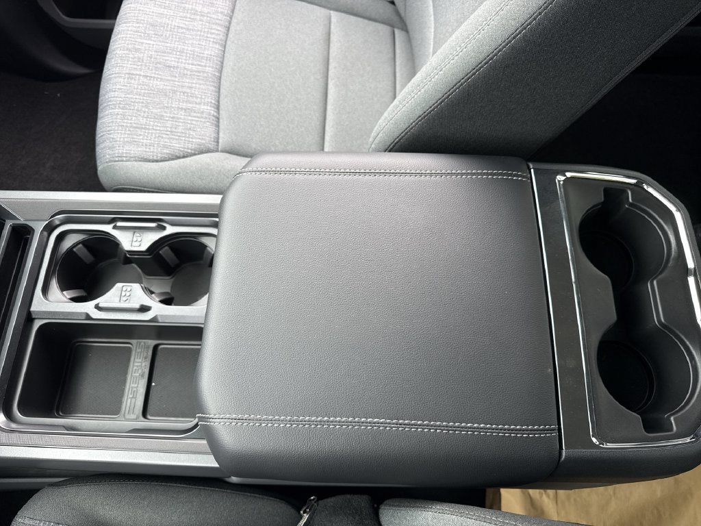 New 2027 Ford F550 4x4 Crew Cab image 21